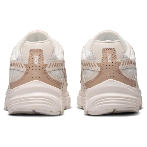 Nike Initiator